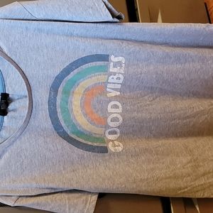 Short sleeve good vibes t shirt
